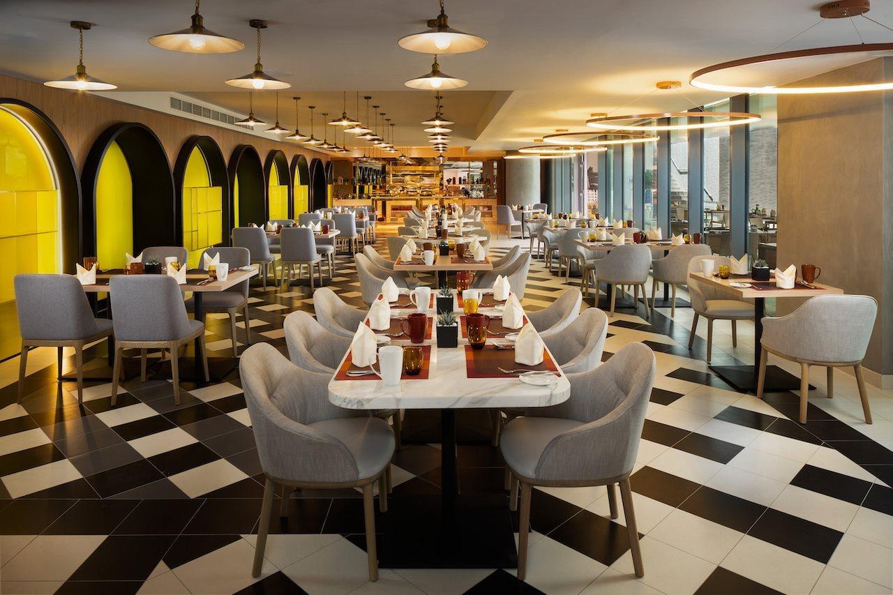 Millennium Atria Business Bay Aparthotel Dubai Ngoại thất bức ảnh The restaurant
