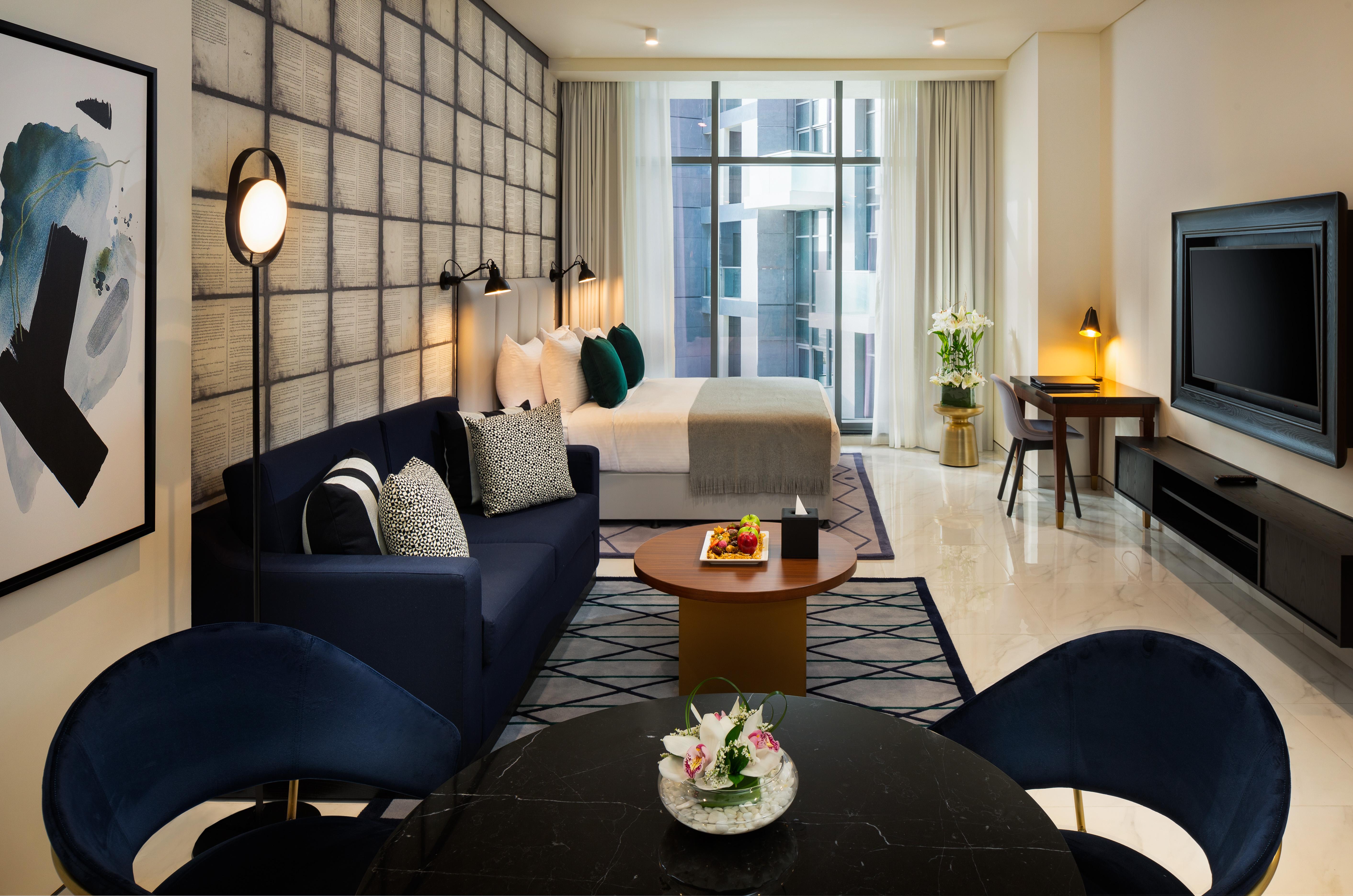 Millennium Atria Business Bay Aparthotel Dubai Ngoại thất bức ảnh A suite at the hotel