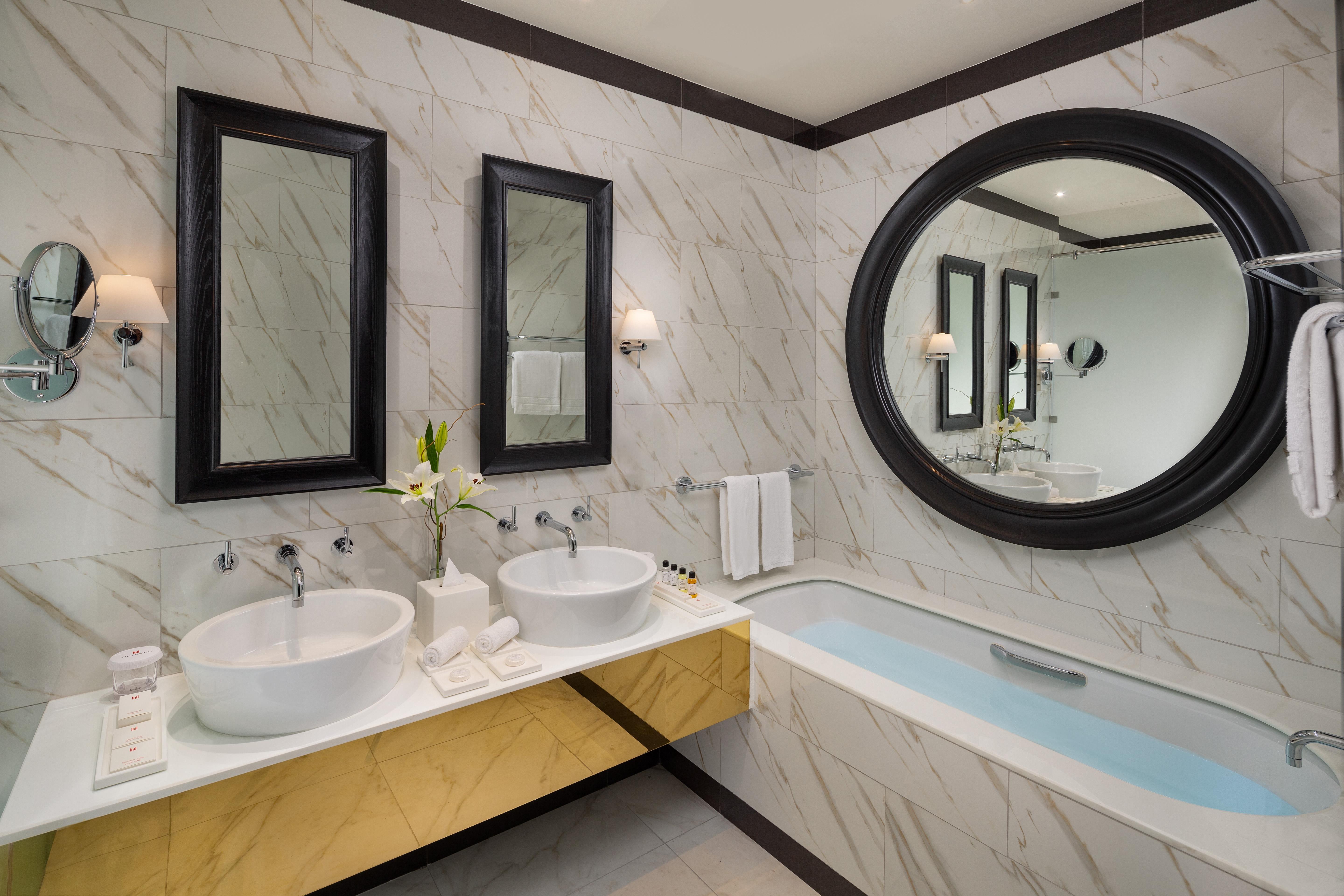 Millennium Atria Business Bay Aparthotel Dubai Ngoại thất bức ảnh Bathroom